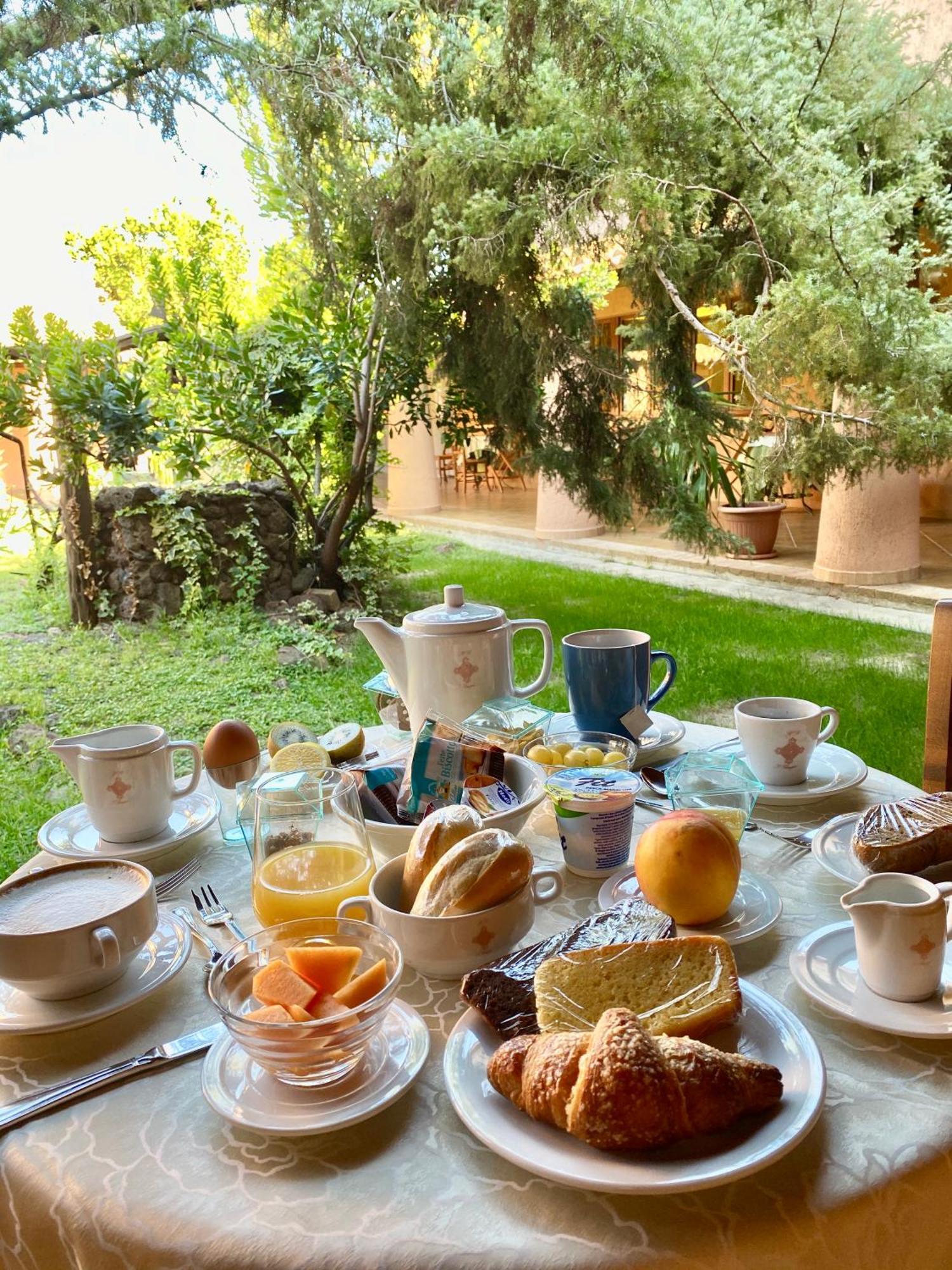 Hotel I Ginepri Quartucciu Dış mekan fotoğraf