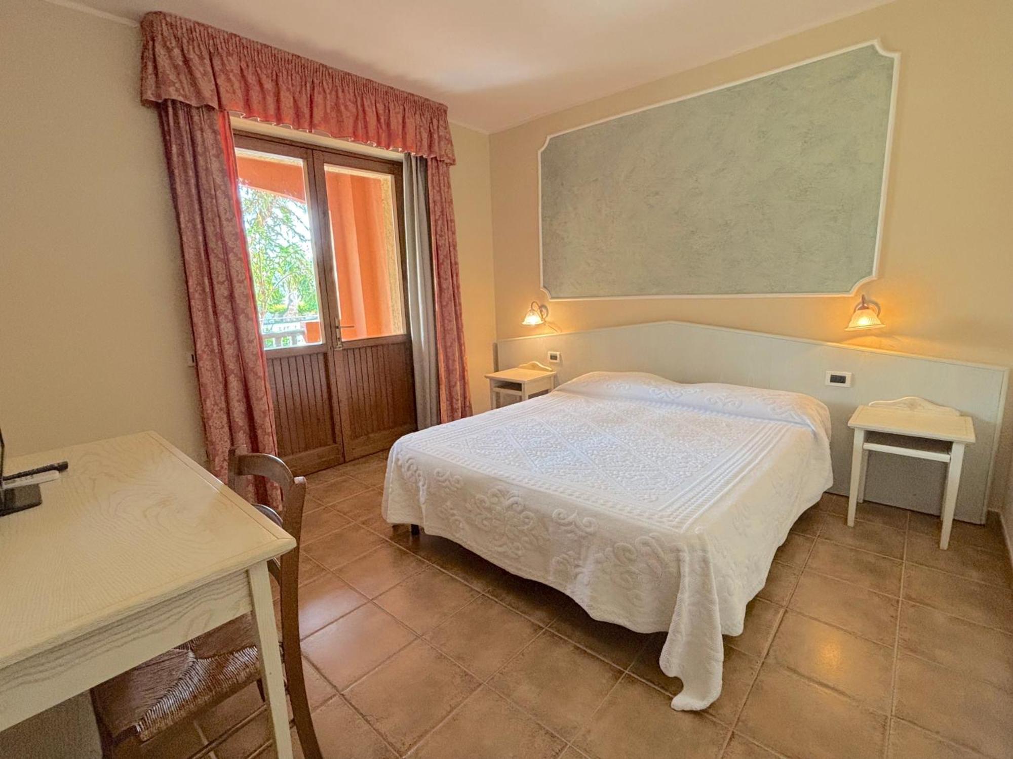 Hotel I Ginepri Quartucciu Dış mekan fotoğraf