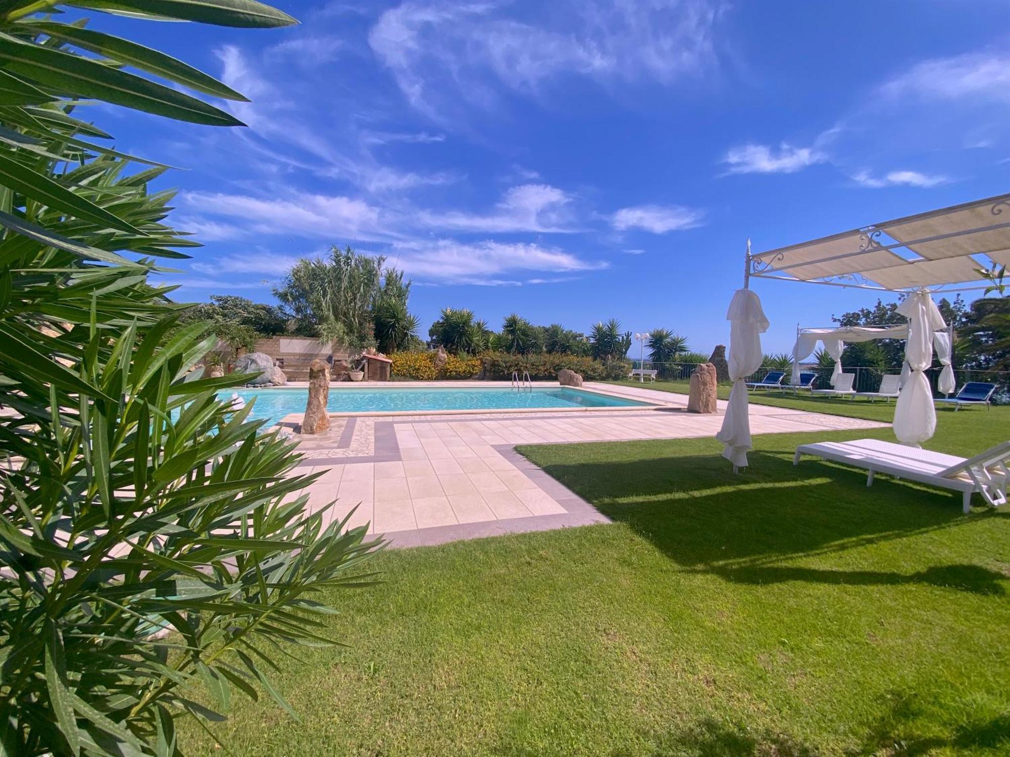 Hotel I Ginepri Quartucciu Dış mekan fotoğraf