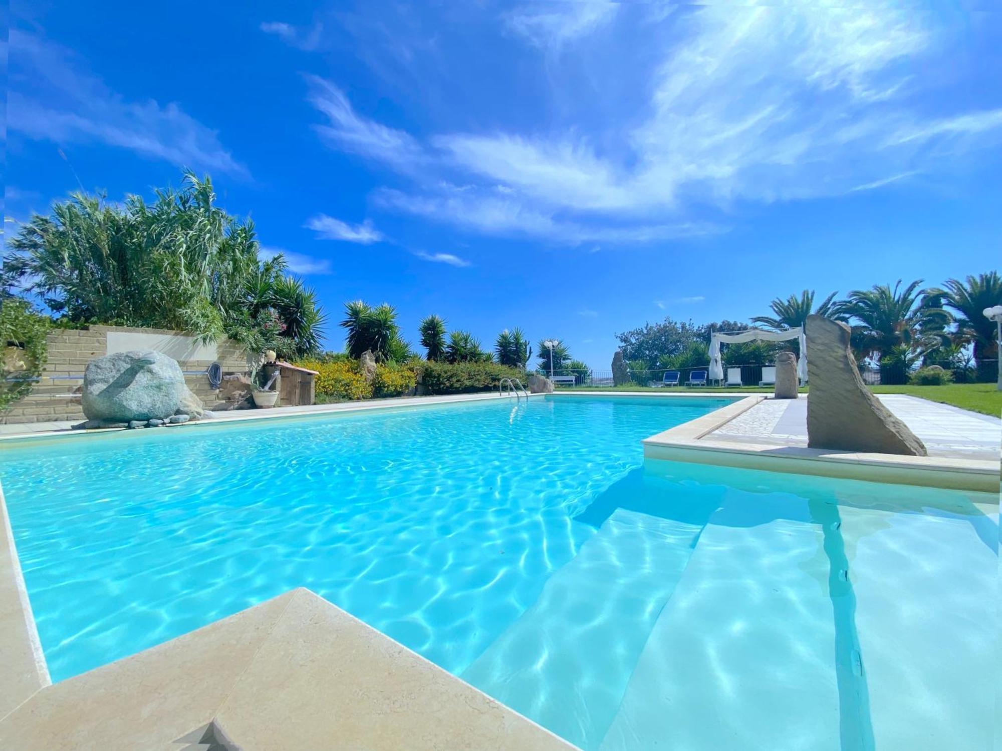 Hotel I Ginepri Quartucciu Dış mekan fotoğraf